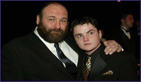 Robert Iler Net Worth, Age, Height, Weight, Family, Wiki 2024